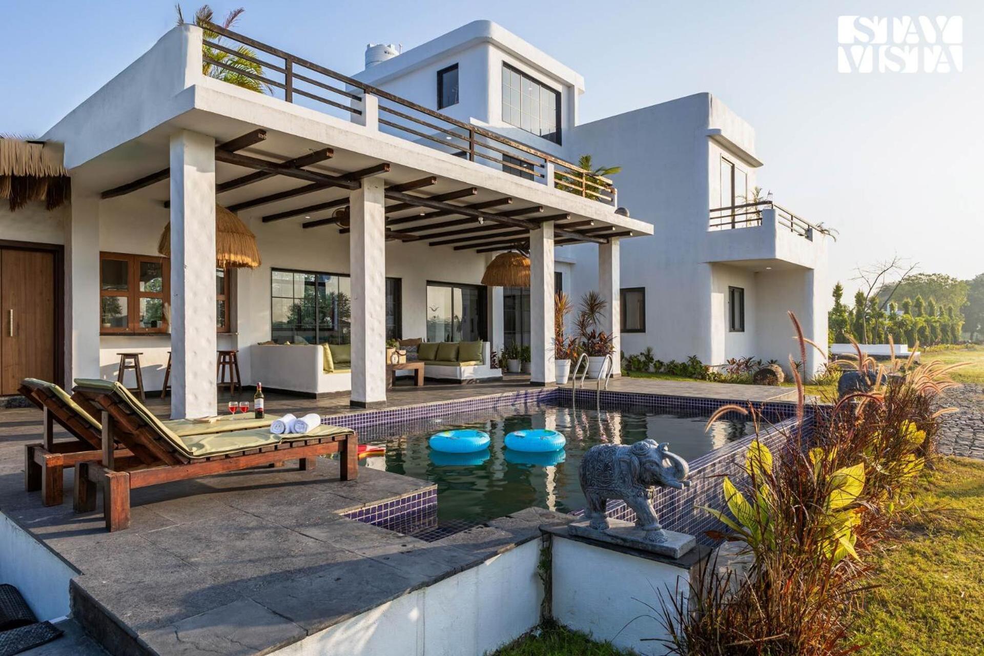 Stayvista At Lotus By The Lake With Pool, Bbq & Lawn Indore Exterior photo